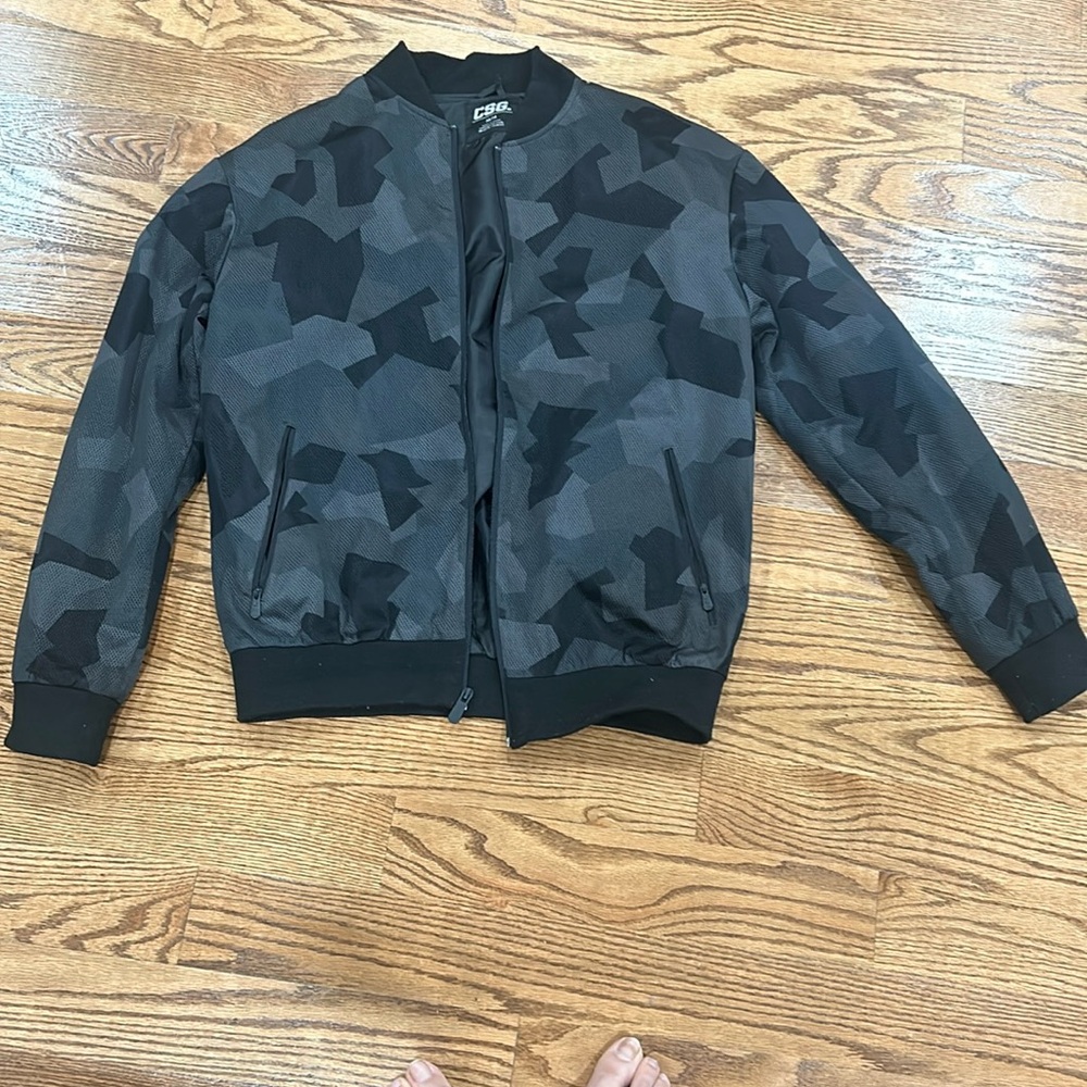 Windbreaker jacket size m men like new